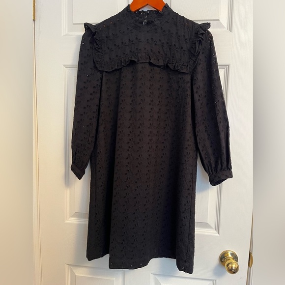 Madewell Eyelet Mockneck Mini Black Dress Ruffle trim Size Xsmall - Picture 2 of 7